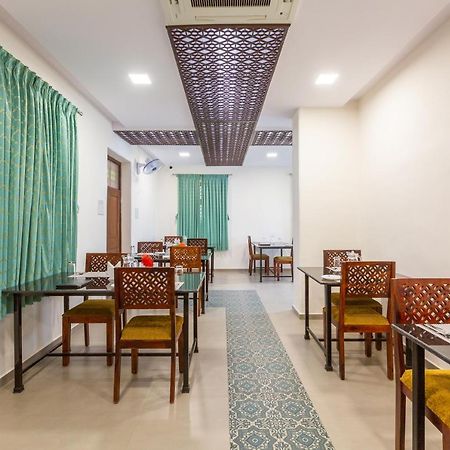 Kstdc Hotel Mayura Adilshahi Bijapur Exterior photo