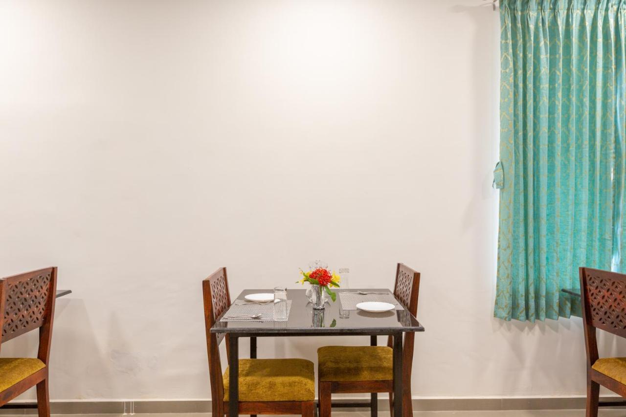 Kstdc Hotel Mayura Adilshahi Bijapur Exterior photo