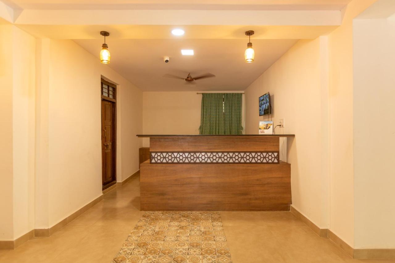 Kstdc Hotel Mayura Adilshahi Bijapur Exterior photo
